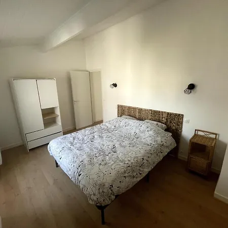 L'escale Zen Apartment Breuillet (Charente-Maritime)